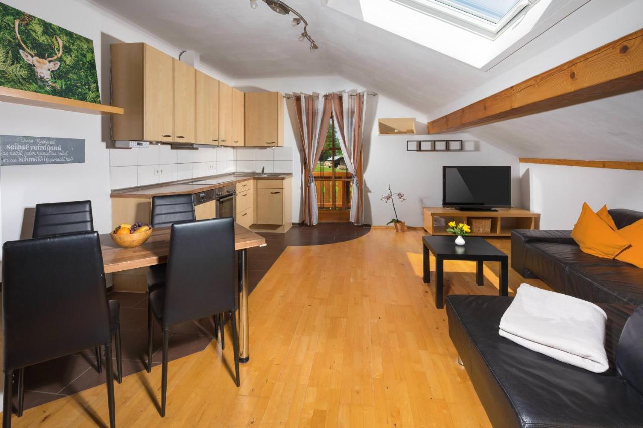 Rauchenbichlhof Apartment โรพอลดิง ภายนอก รูปภาพ